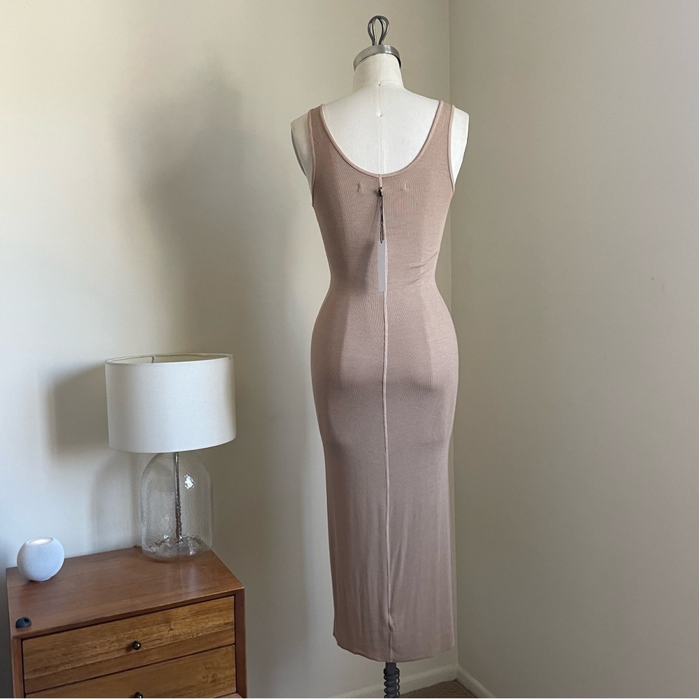 ๐บ๐ธ L16 Enza Costa Silk Rib Tank Midi Dress - Picture 3 of 8